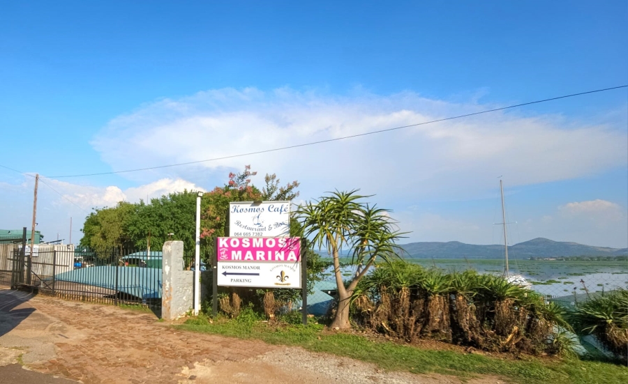 6 Bedroom Property for Sale in Kosmos Ridge North West